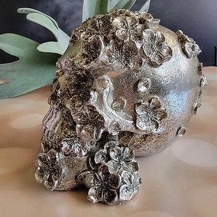 Silver Dimensional Flowers Skull