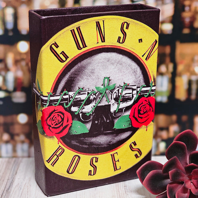Guns N Roses &quot;Guns&quot; T-Shirt Vase