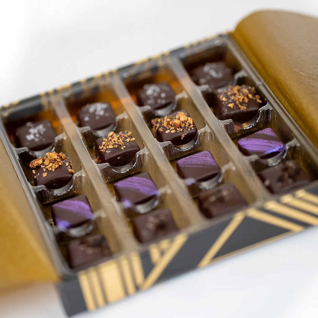 16 Piece Luxury Caramel Collection